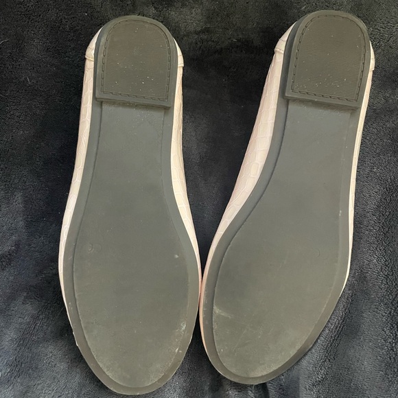 Bionic Light Pink Flats - Picture 5 of 5
